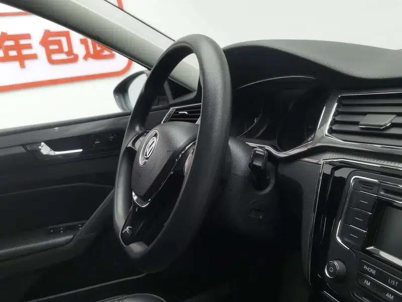 2017 Passat 330TSI DSG Premium Edition — миниатюра 10