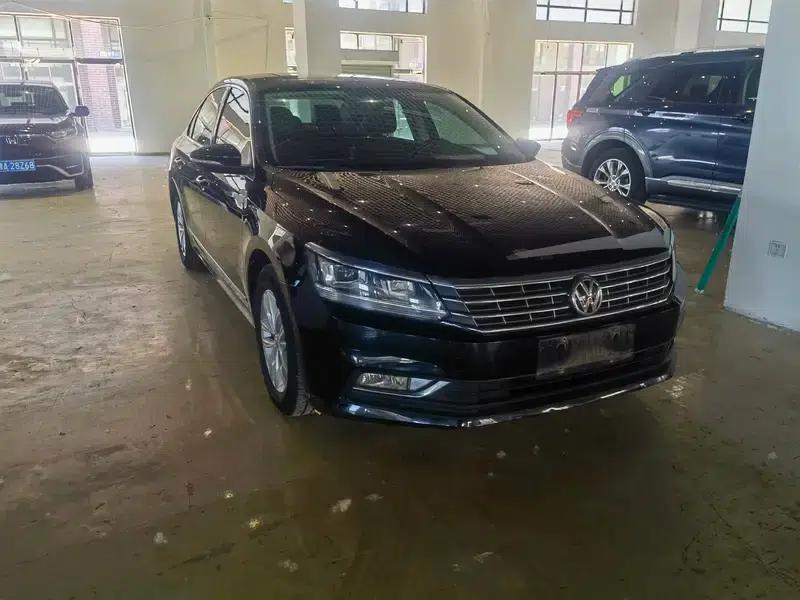 2016 Passat 280TSI DSG Premium Edition — миниатюра 3