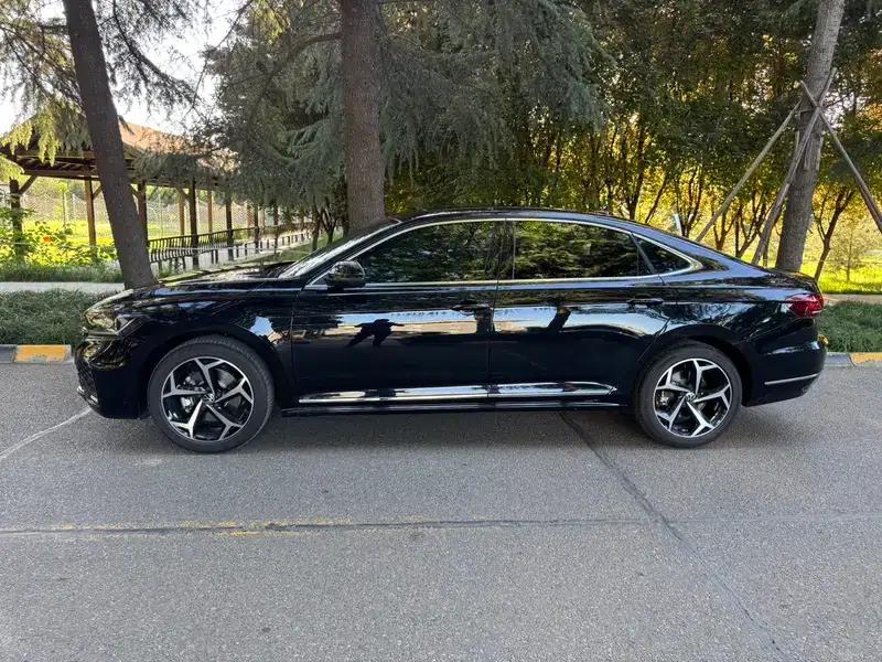 2026 Volkswagen Passat Outstanding Edition 380TSI Starry Sky Dragon Edition — миниатюра 2