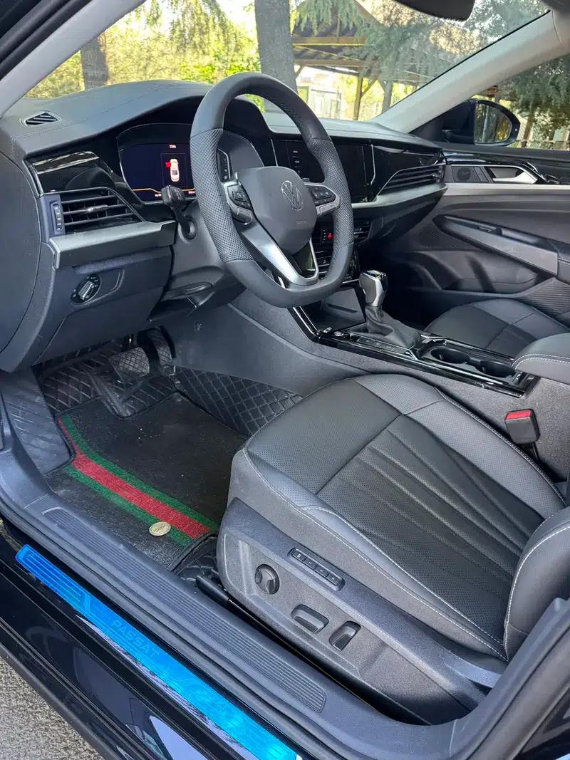 2026 Volkswagen Passat Outstanding Edition 380TSI Starry Sky Dragon Edition — миниатюра 4