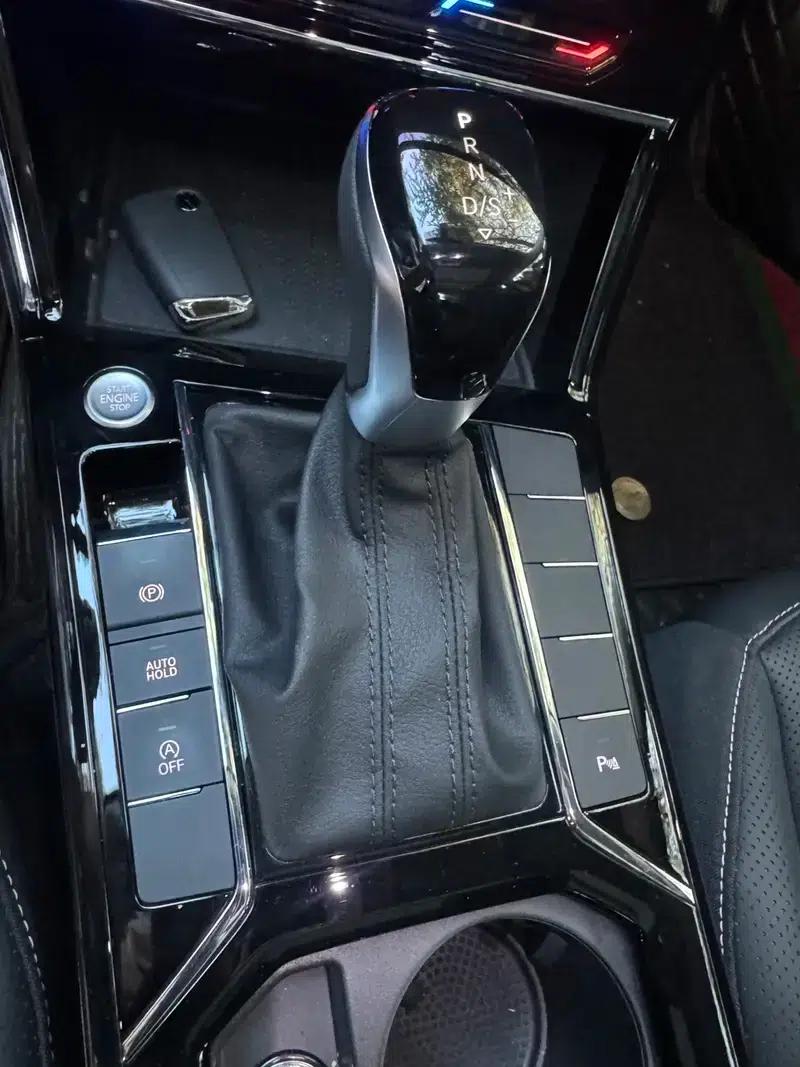 2026 Volkswagen Passat Outstanding Edition 380TSI Starry Sky Dragon Edition — миниатюра 9