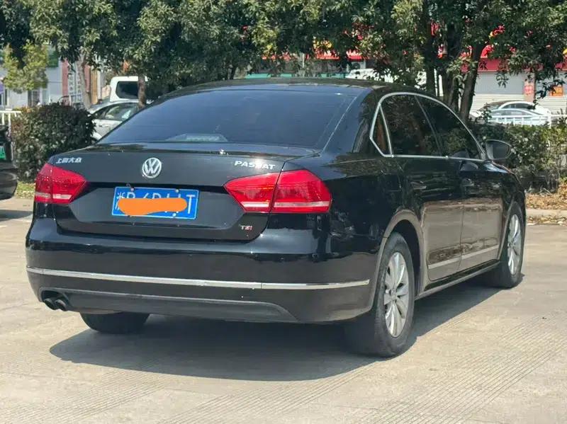 2013 Passat 1.8TSI DSG Royal Edition — миниатюра 6