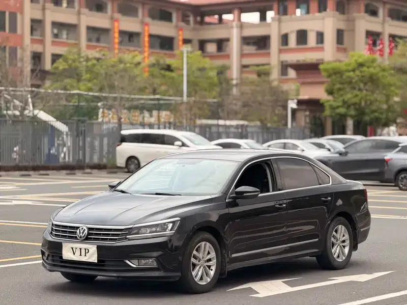 2017 Passat 330TSI DSG Premium Edition — миниатюра 1
