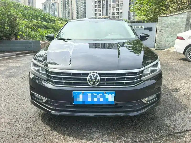 2017 Passat 330TSI DSG Royal Edition — миниатюра 2