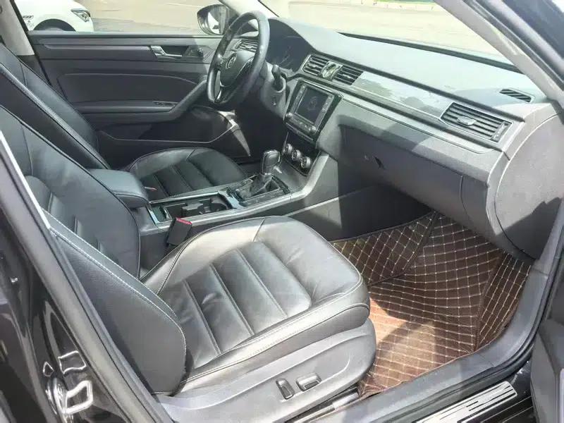 2017 Passat 330TSI DSG Royal Edition — миниатюра 7