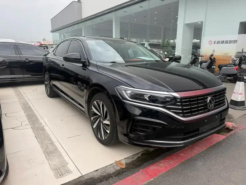 2023 Passat Facelift 330TSI Elite Edition — миниатюра 3