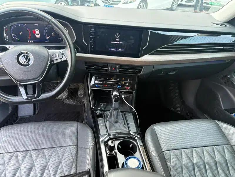 2020 Volkswagen Passat 330TSI Luxury Edition (China VI Emission Standard) — миниатюра 6