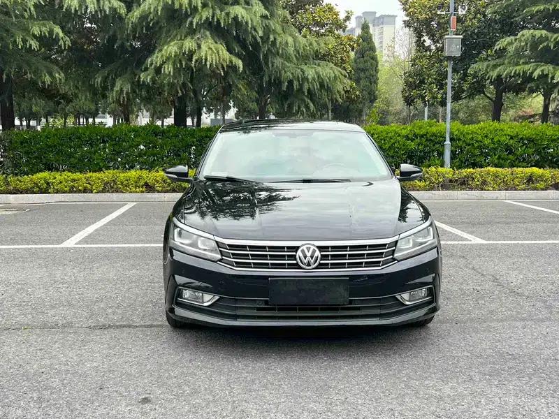 2017 Passat 330TSI DSG Premium Edition — миниатюра 2