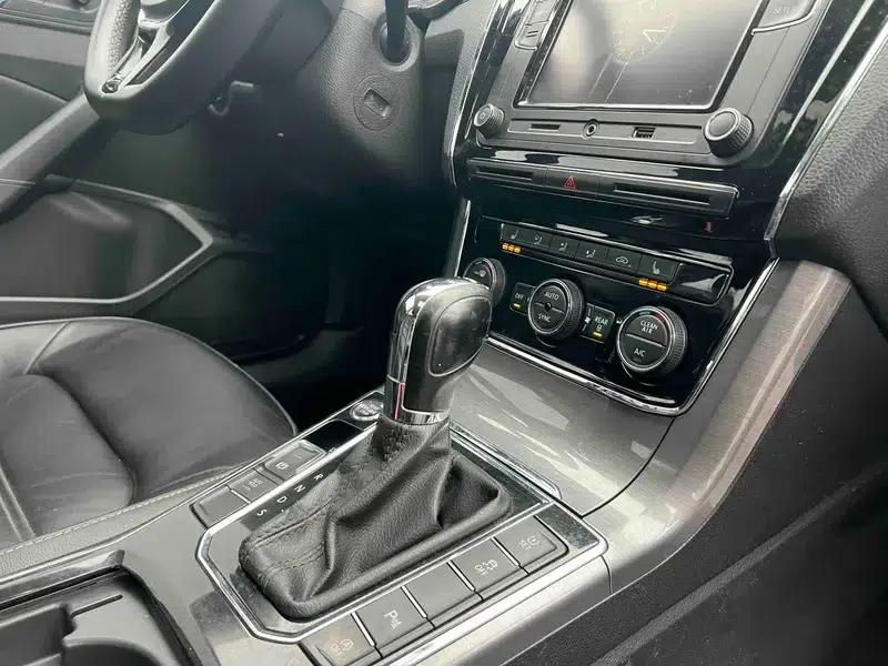 2017 Passat 330TSI DSG Premium Edition — миниатюра 12