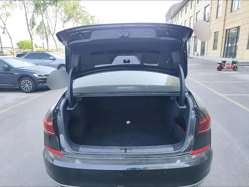 2022 Volkswagen Passat 330TSI Starry Sky Luxury Edition — миниатюра 21