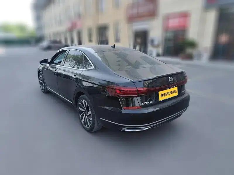 2022 Volkswagen Passat 330TSI Starry Sky Luxury Edition — миниатюра 6