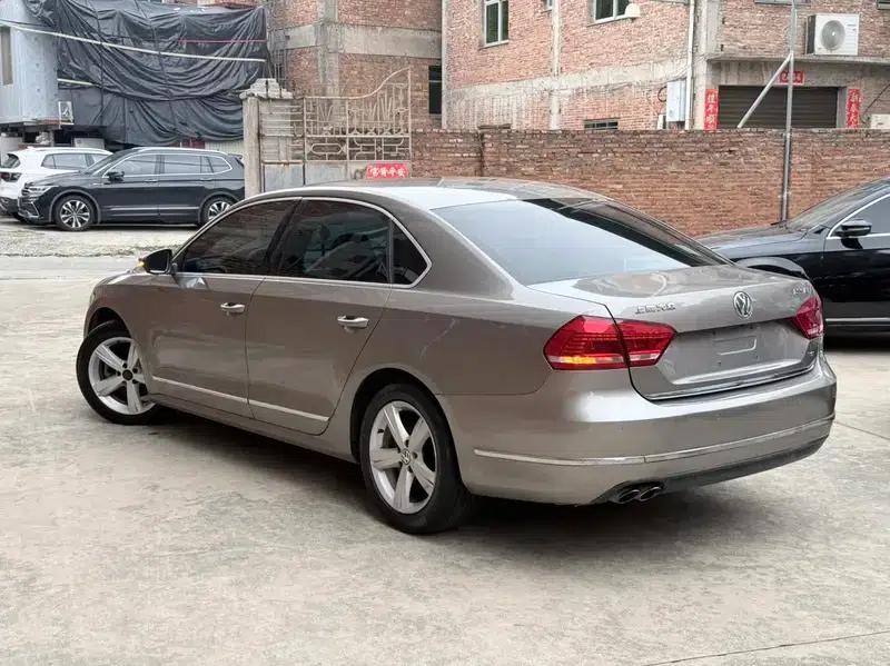 2013 Passat 1.8TSI DSG Royal Edition — миниатюра 4