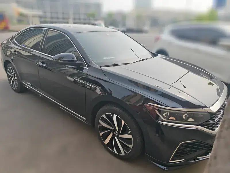 2022 Volkswagen Passat 330TSI Starry Sky Luxury Edition — миниатюра 3