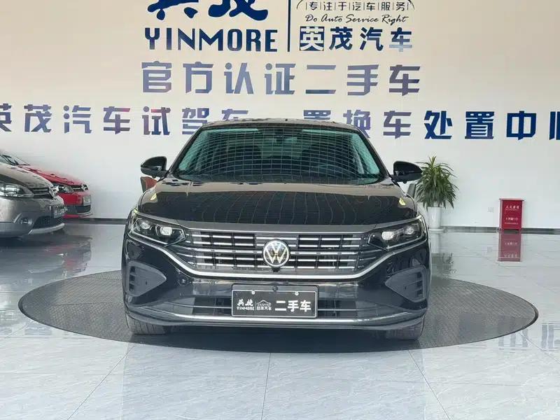 2024 Passat Outstanding Edition 380TSI Dragon Edition — миниатюра 2