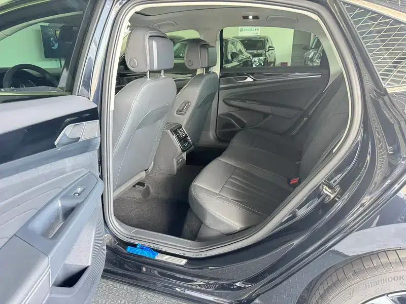 2024 Passat Outstanding Edition 380TSI Dragon Edition — миниатюра 22