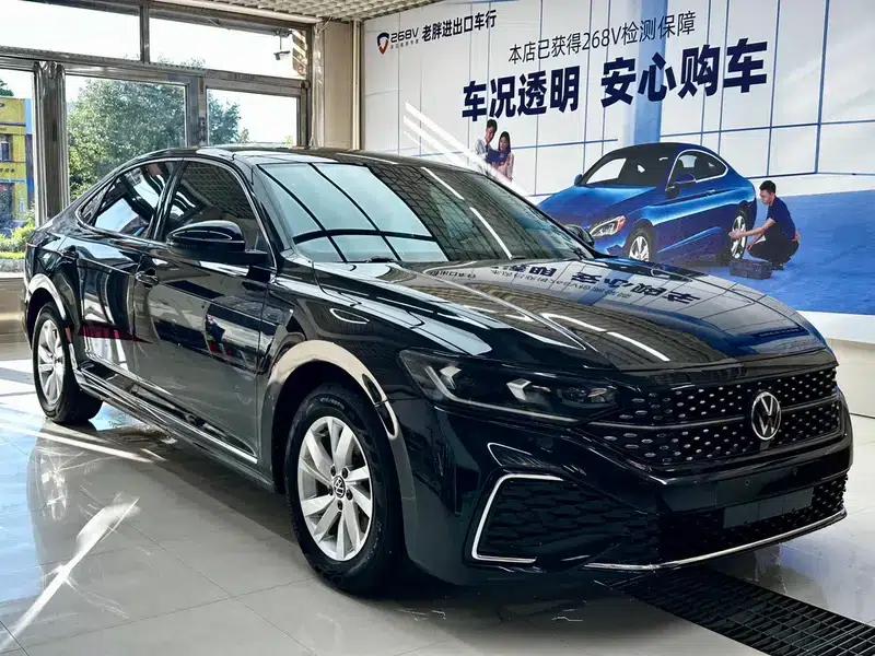 2023 Passat Facelift 280TSI Elite Edition — миниатюра 3