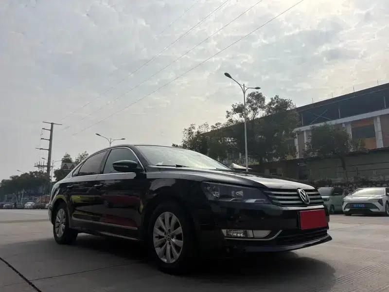 2015 Passat 1.8TSI DSG Premium Edition — миниатюра 3