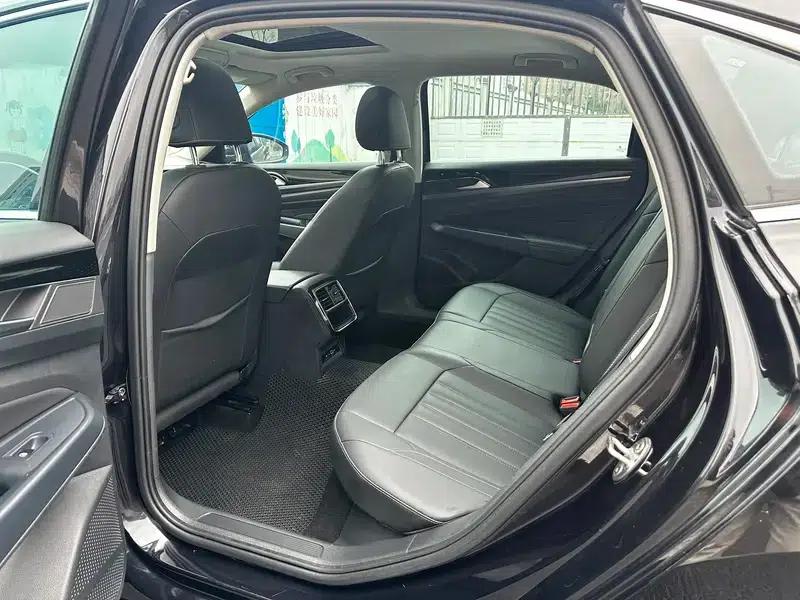 2022 Passat 280TSI Elite Edition — миниатюра 12