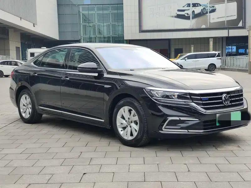 2021 Volkswagen Passat PHEV 1.4T Automatic Front-Wheel Drive 5-Seater Factory Custom Edition — миниатюра 3