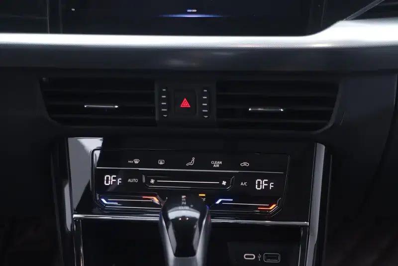 2020 Volkswagen Passat PHEV 430PHEV Hybrid Elite Edition — миниатюра 6
