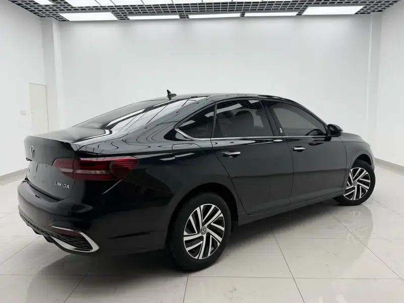 2023 Volkswagen Lavida 1.5L Automatic Starry Sky Five Million Edition — миниатюра 6