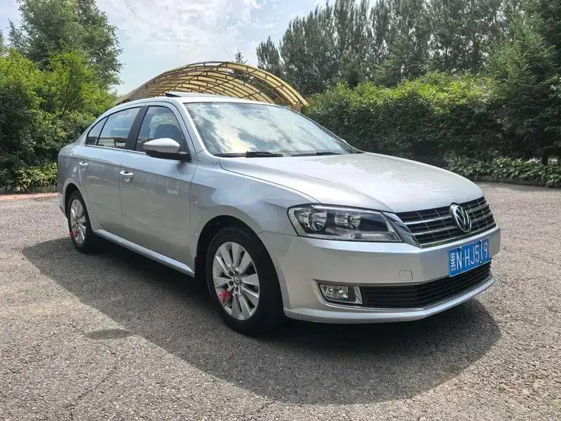 2013 Volkswagen Lavida 1.4TSI DSG Luxury Navigation Edition — миниатюра 3