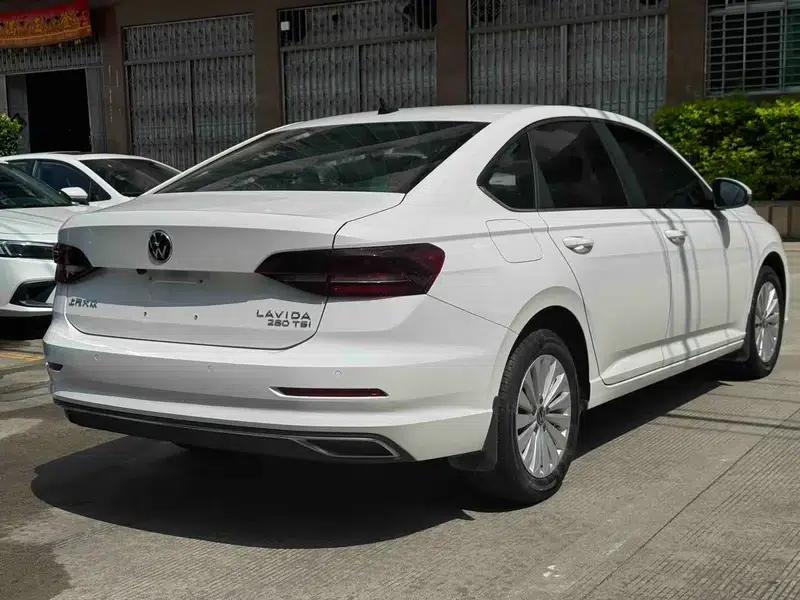 2021 Volkswagen Lavida 280TSI DSG Comfort Edition — миниатюра 5