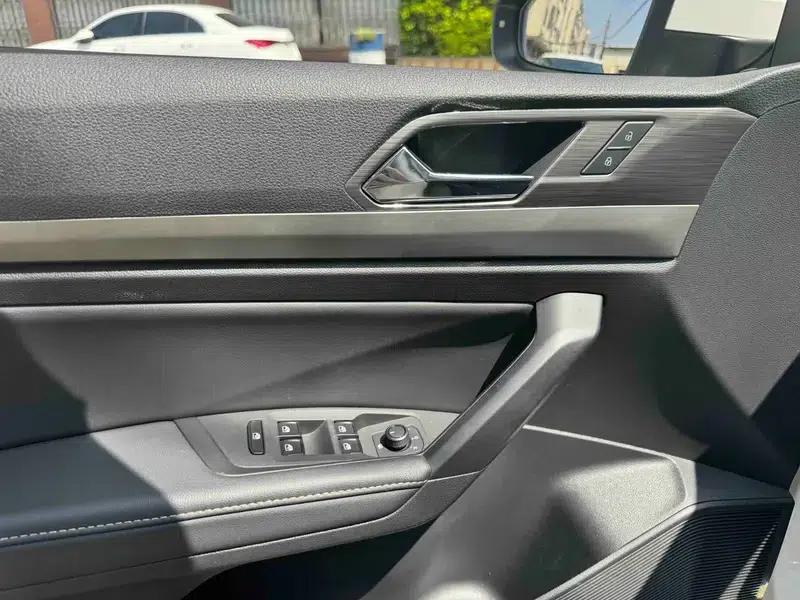 2021 Volkswagen Lavida 280TSI DSG Comfort Edition — миниатюра 9