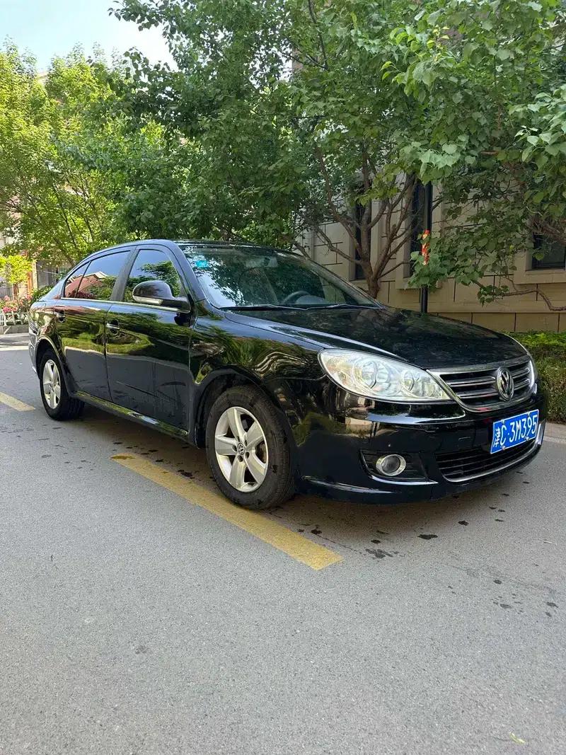 2011 Volkswagen Lavida 1.6L Manual Premium Edition — миниатюра 3