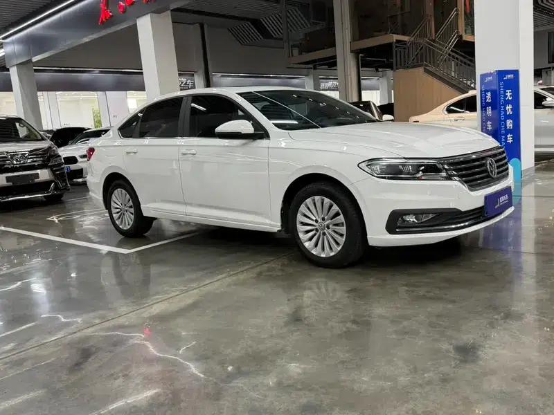2019 Volkswagen Lavida 1.5L Automatic Comfort Edition (China VI Emission Standard) — миниатюра 3