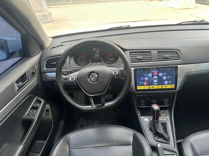 2017 Volkswagen Lavida 230TSI DSG Comfort Edition — миниатюра 16