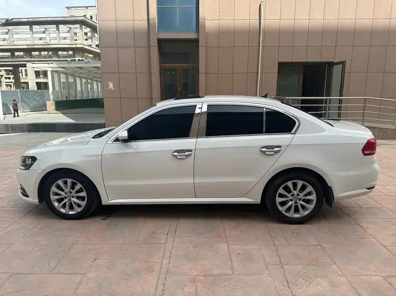 2017 Volkswagen Lavida 230TSI DSG Comfort Edition — миниатюра 3