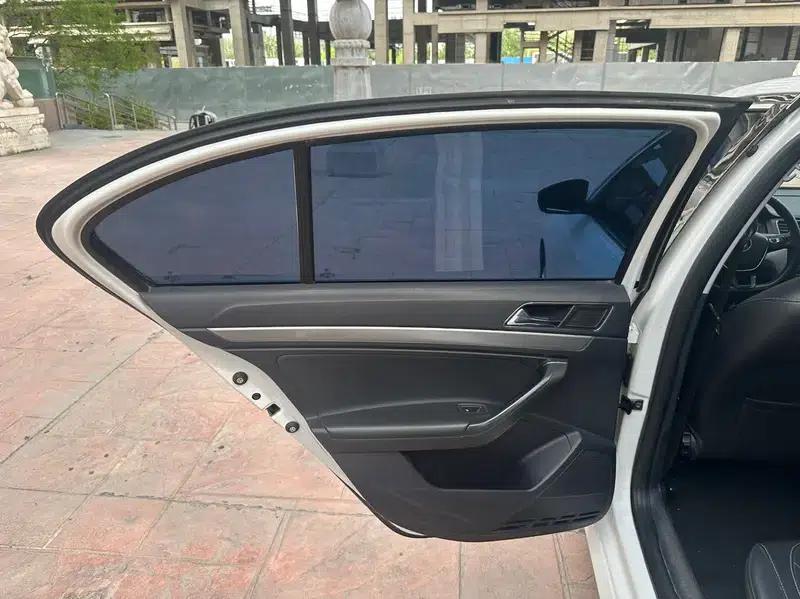 2017 Volkswagen Lavida 230TSI DSG Comfort Edition — миниатюра 23