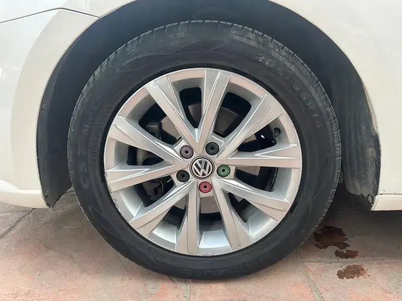 2017 Volkswagen Lavida 230TSI DSG Comfort Edition — миниатюра 7