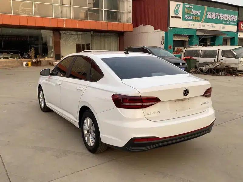 2023 Volkswagen Lavida 1.5L Automatic Five Million Edition — миниатюра 4