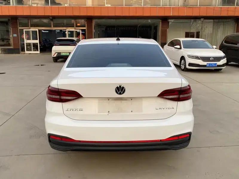 2023 Volkswagen Lavida 1.5L Automatic Five Million Edition — миниатюра 5