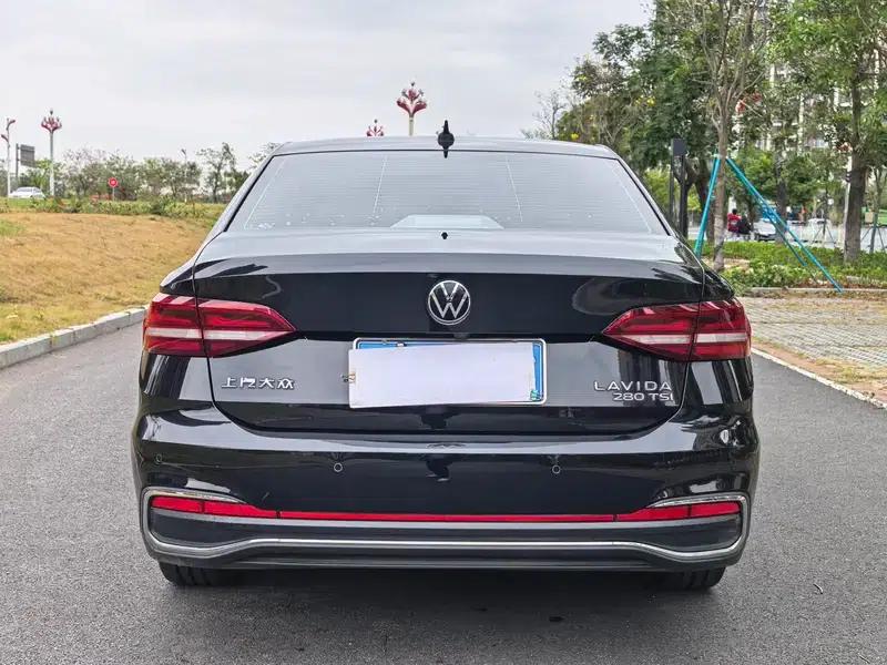 2023 Volkswagen Lavida 280TSI DSG Full Comfort Edition — миниатюра 5
