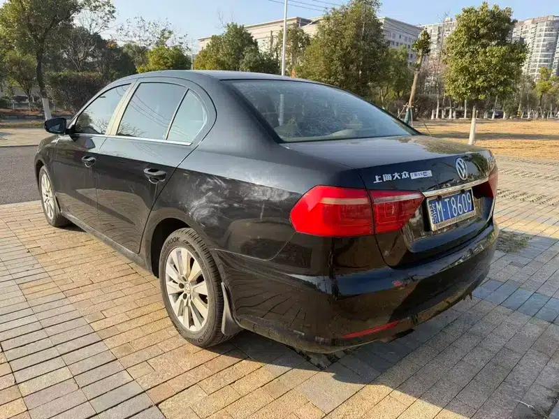 2013 Volkswagen Lavida 1.4TSI DSG Luxury Edition — миниатюра 4