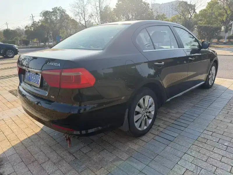 2013 Volkswagen Lavida 1.4TSI DSG Luxury Edition — миниатюра 6