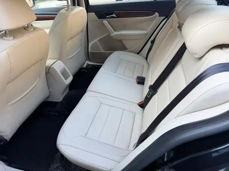 2013 Volkswagen Lavida 1.4TSI DSG Luxury Edition — миниатюра 9