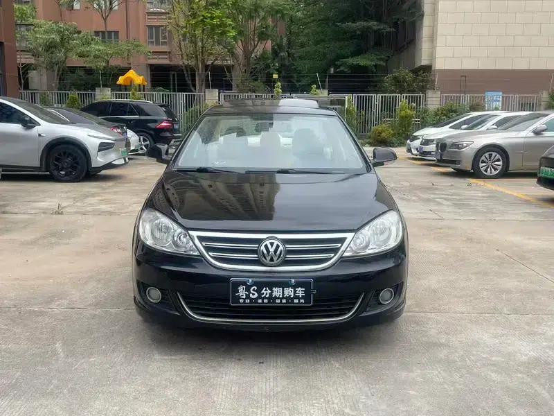 2011 Volkswagen Lavida 1.6L Automatic Premium Edition — миниатюра 2