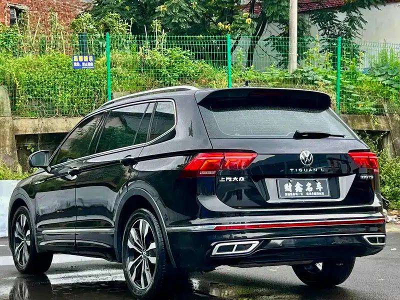 Tiguan L 2022 330TSI Automatic 2WD R-Line Premium Edition — миниатюра 4