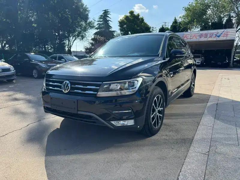 Tiguan L 2017 330TSI Automatic 2WD Luxury Edition — миниатюра 1