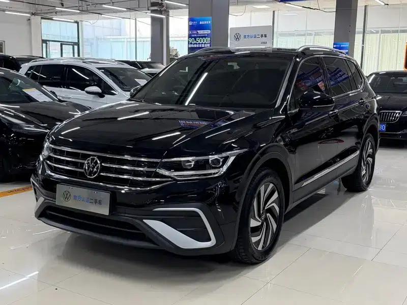 Tiguan L 2023 280TSI Trendy Limited Edition — миниатюра 1