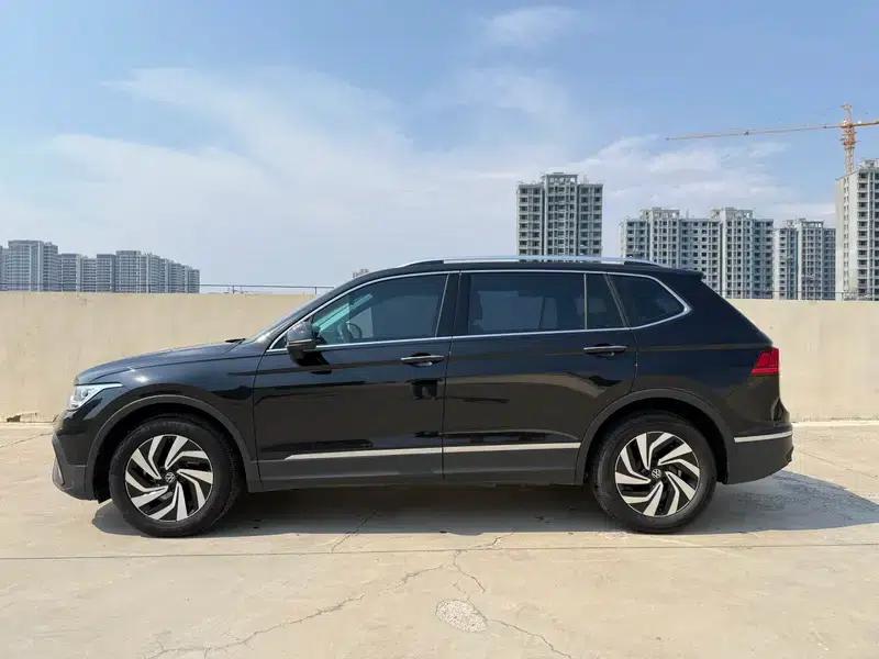Tiguan L 2024 Outstanding Edition 300TSI 2WD Dragon Edition — миниатюра 4
