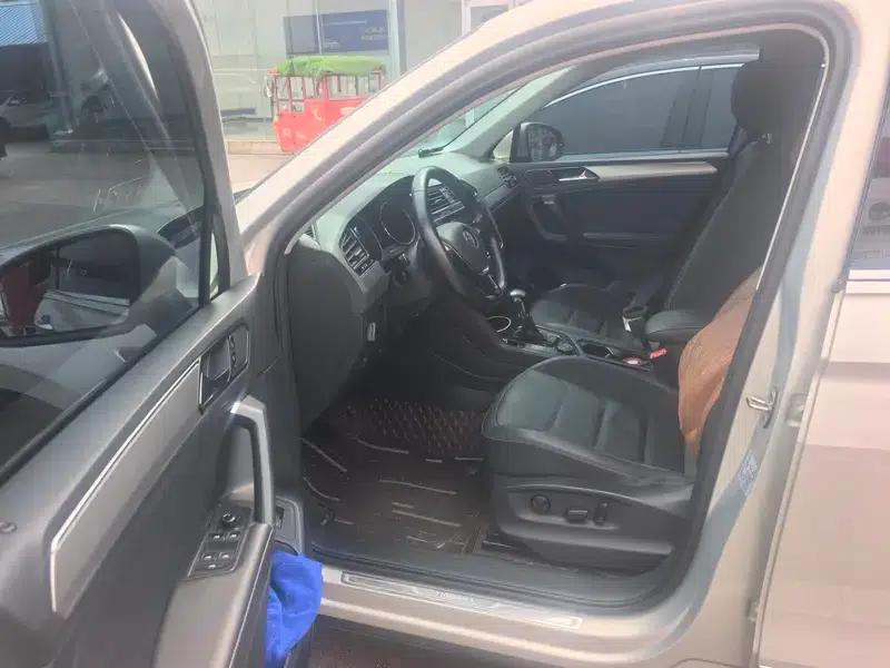 Tiguan L 2020 380TSI Automatic 4WD Smart Luxury Edition 7-Seater (China VI Emission Standard) — миниатюра 8