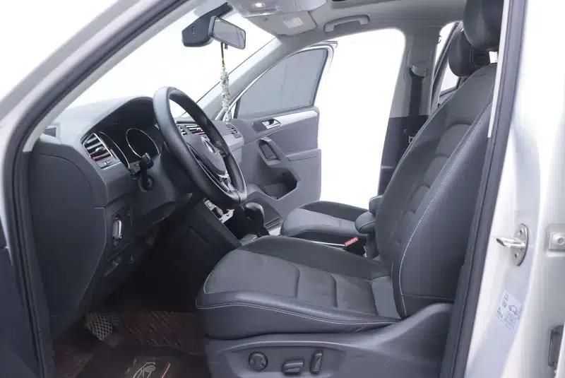 Tiguan L 2021 330TSI Automatic 2WD Smart Edition — миниатюра 25