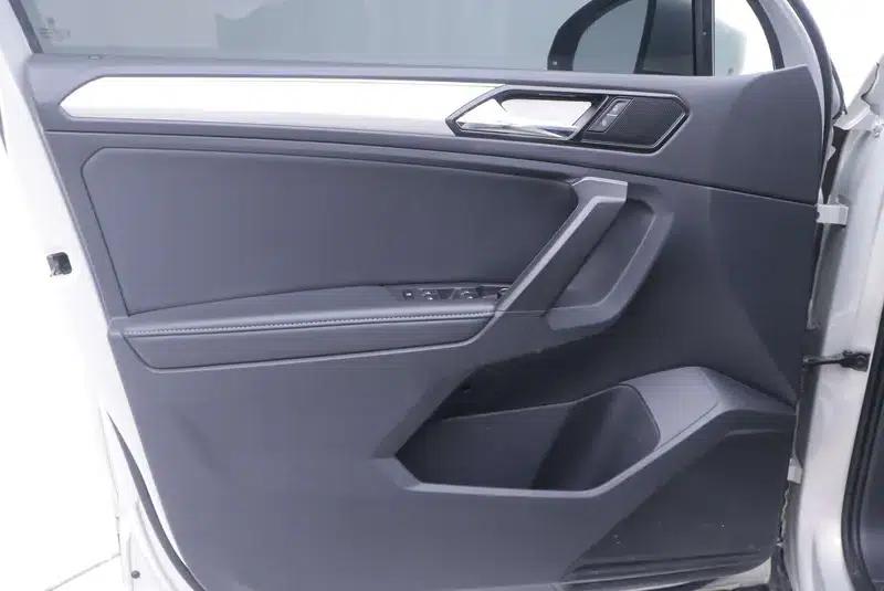 Tiguan L 2021 330TSI Automatic 2WD Smart Edition — миниатюра 5