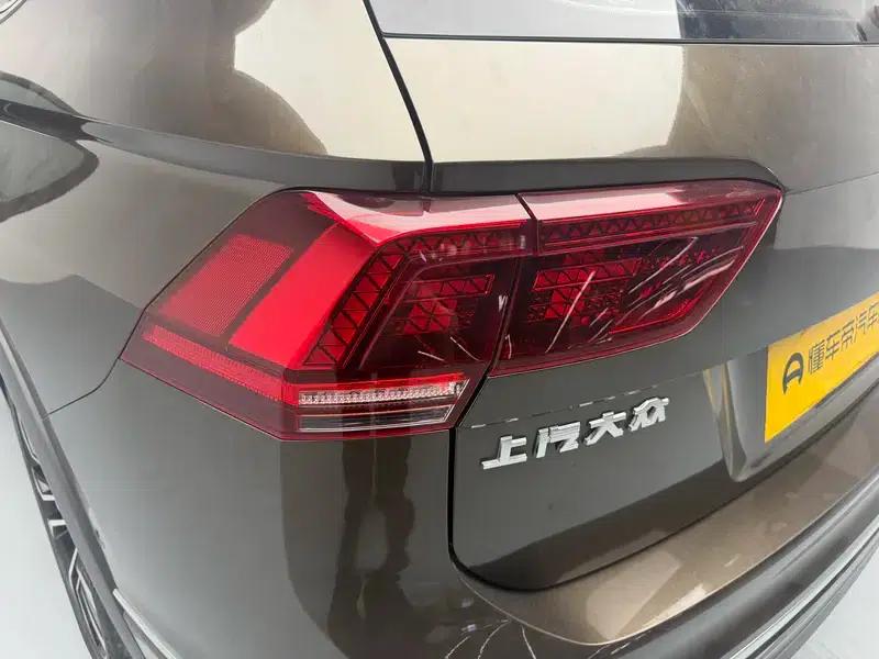 Tiguan L 2020 330TSI Automatic 2WD R-Line Flagship Edition (China VI Emission Standard) — миниатюра 13