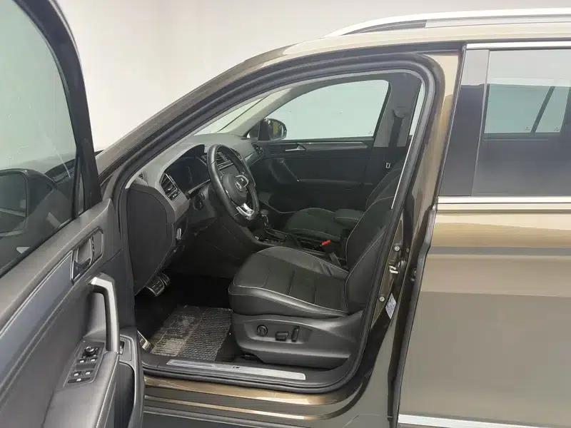 Tiguan L 2020 330TSI Automatic 2WD R-Line Flagship Edition (China VI Emission Standard) — миниатюра 17